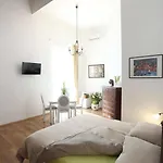 Pietrasanta Lt 3*