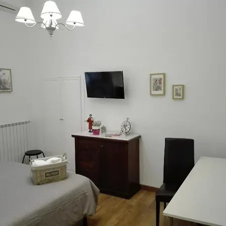 Couette-café Pietrasanta Lt Naples