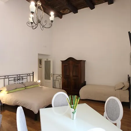 Pietrasanta Lt Couette-café